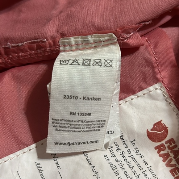 Fjällräven Kånken Pink Backpack - Picture 10 of 16